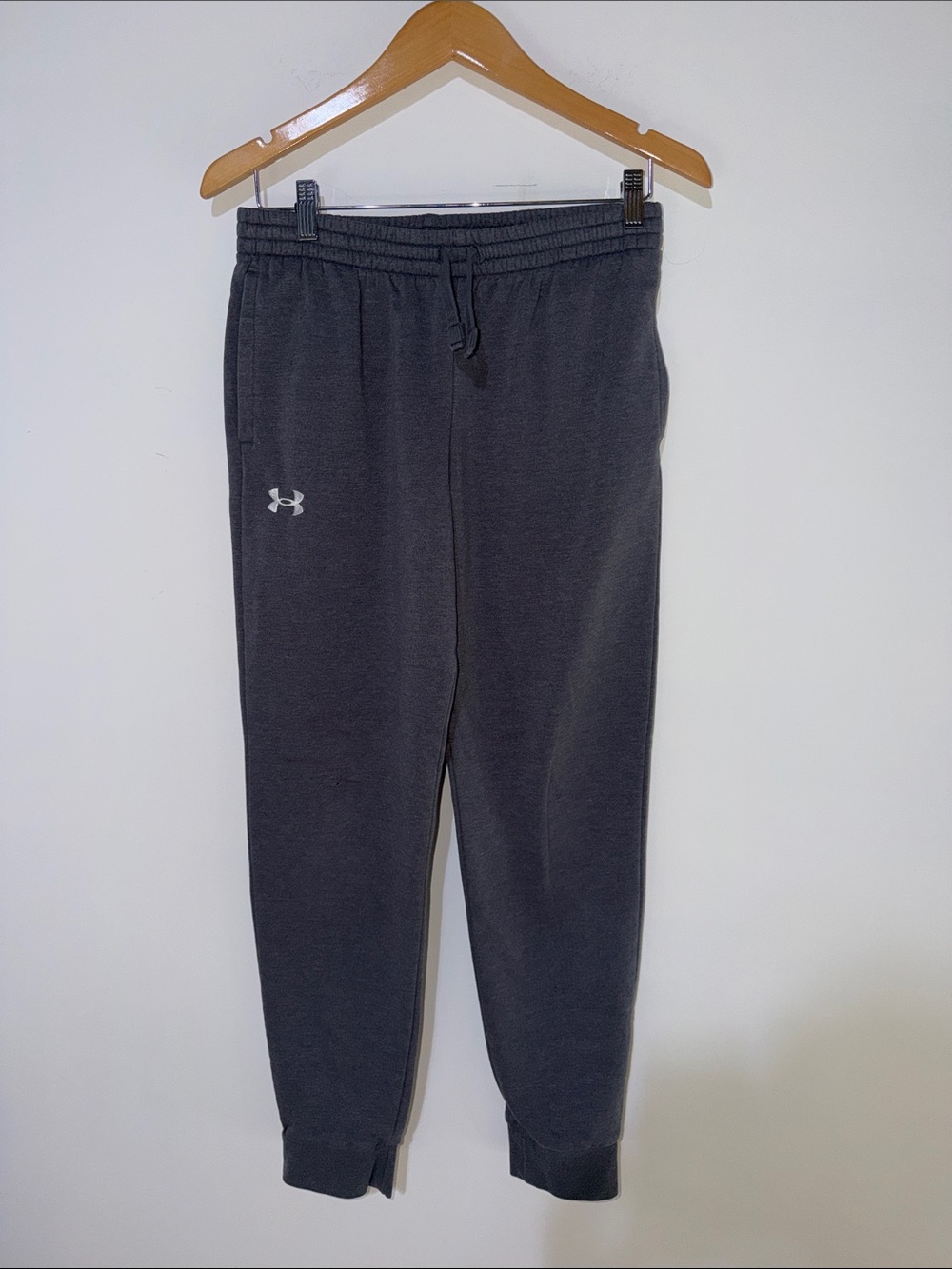Under Armour Kids Charcoal Jogger Sweatpants size youth XLarge